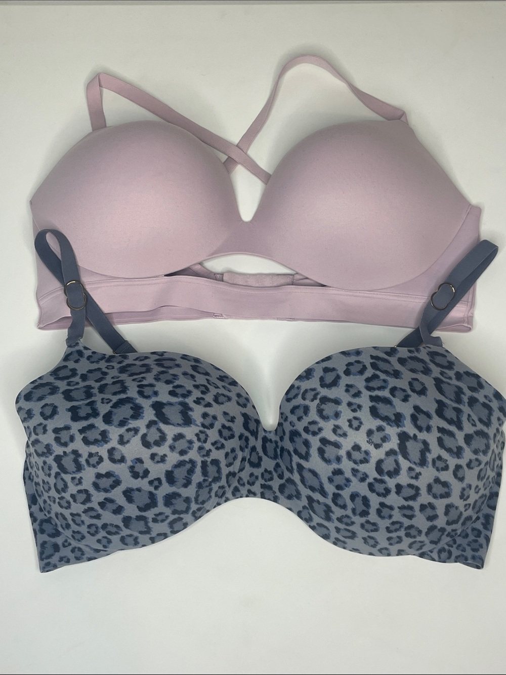 Women’s Convertible Lavender Purple and Blue Leopard T-Shirt Bras